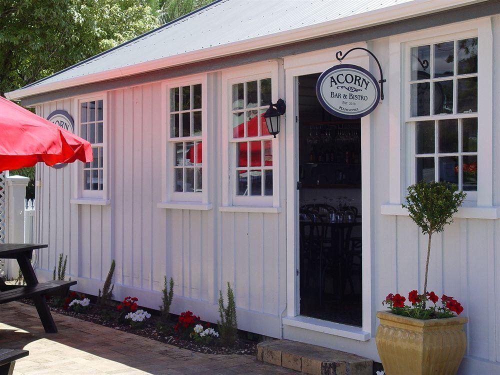 The Old Oak Boutique
