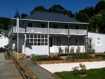 The Old Oak Boutique Hotel